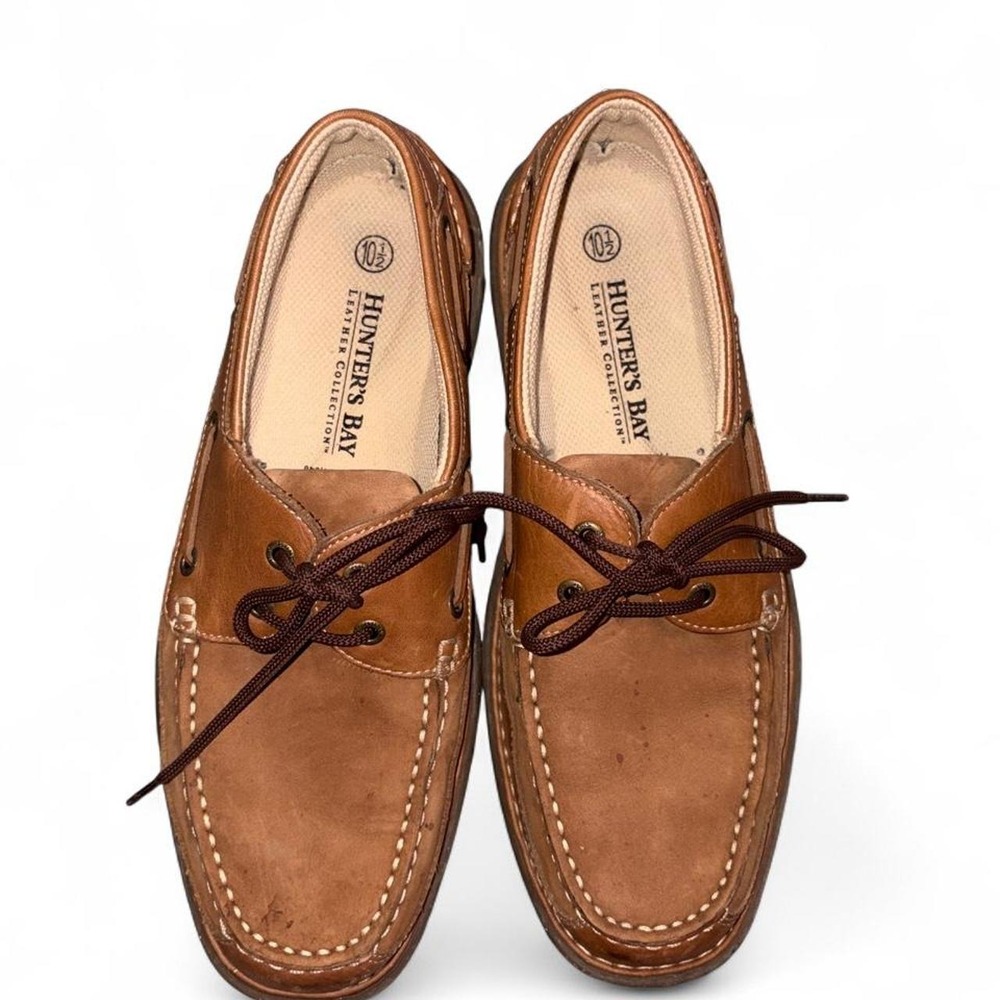 Brown leather Hunter's Bay boat shoes